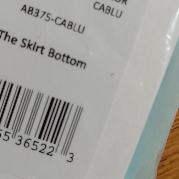 Andie The Skirt Glossy Eco Nylon Cabana Blue Medium NWT - Picture 4 of 8